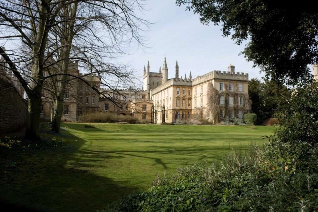 new college from mound